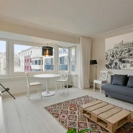 Apartment Center - Only 50m From The Beach!