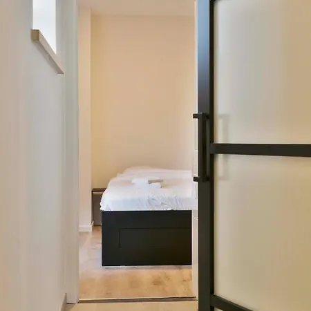 Center - Only 50m From The Beach! *
