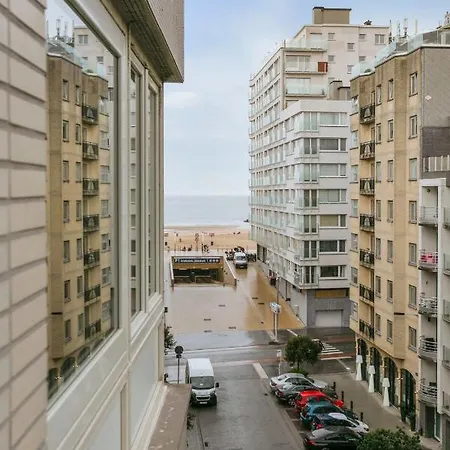 Apartment Center - Only 50m From The Beach! *