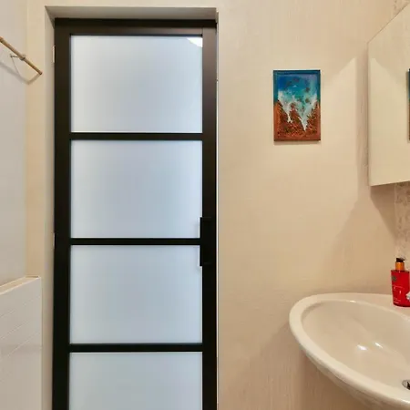 Center - Only 50m From The Beach! *